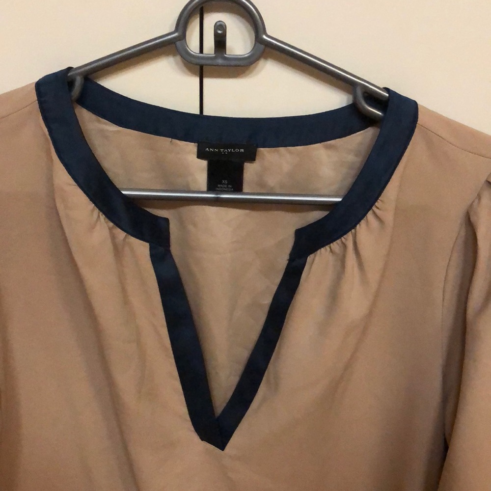 Ann Taylor silk top - Picture 2 of 5